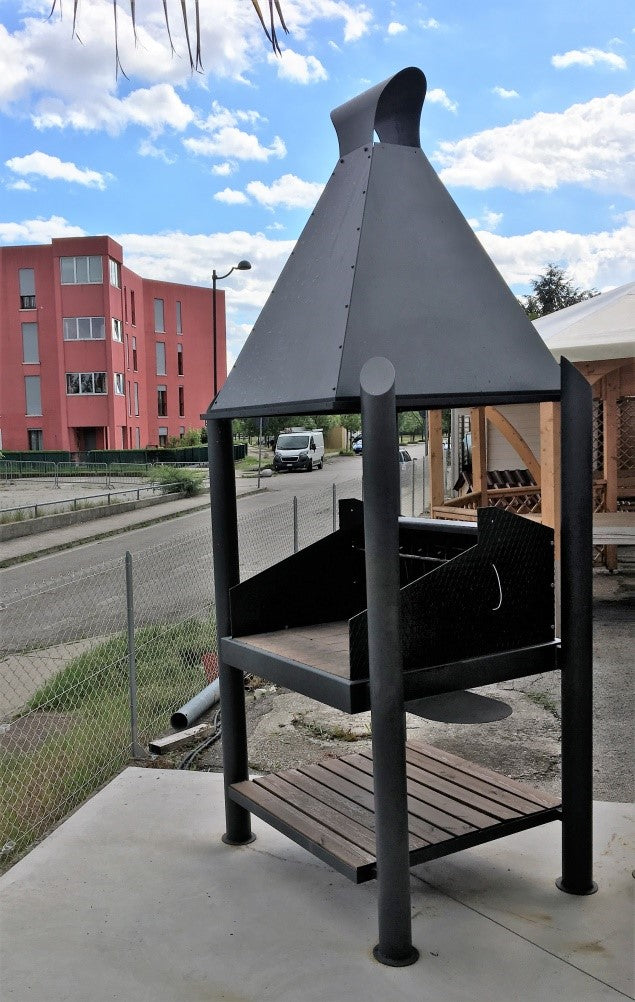 BBQ A 4 GAMBE MURER 110